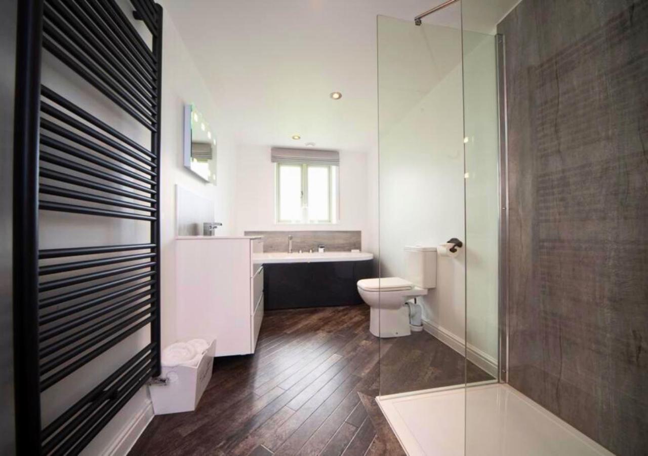 Bowland Breaks-A Luxury Barn Conversion With Optional Hot Tub, Log Burner And Countryside Views ロングリッジ エクステリア 写真